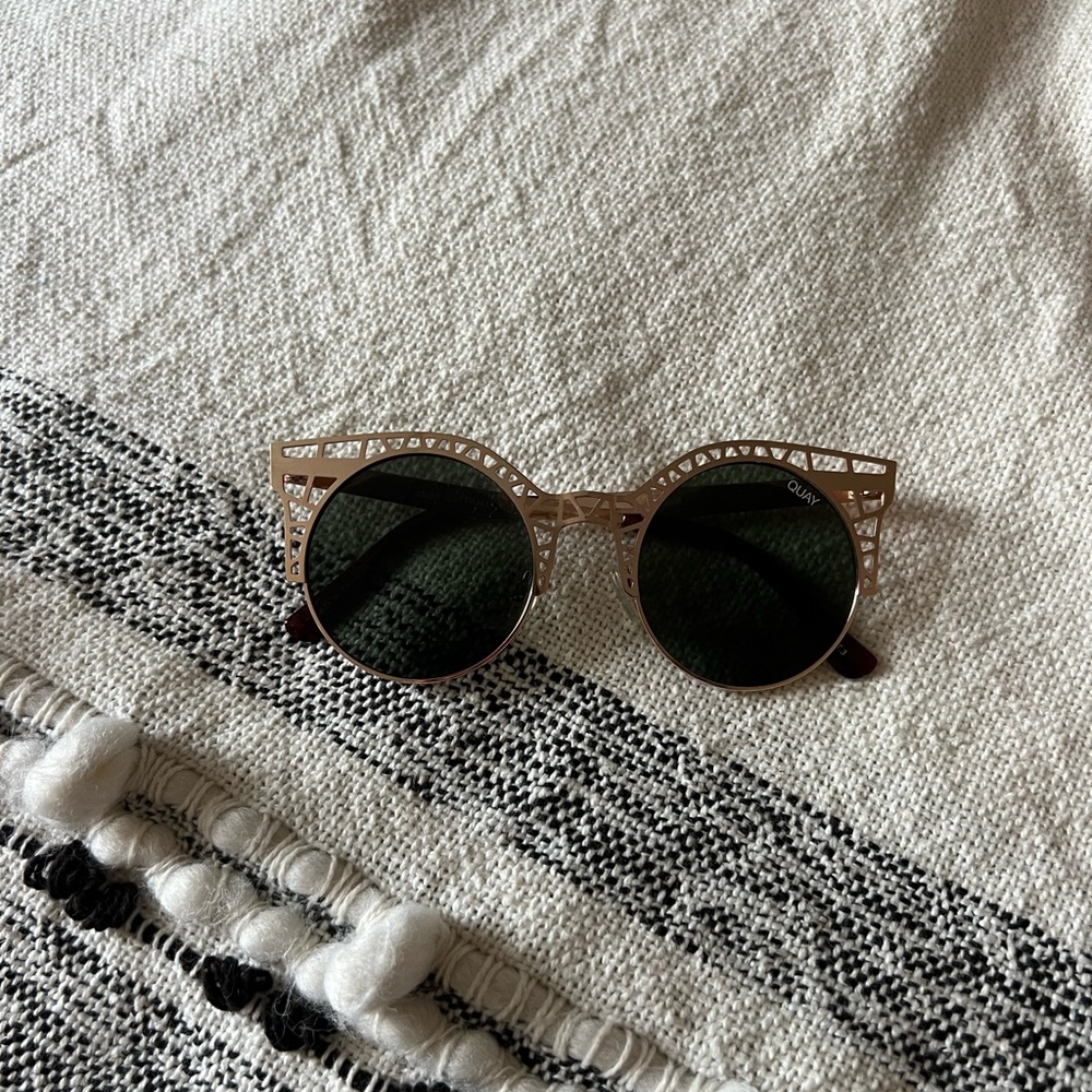 🚨🔥LAST CHANCE🔥🚨 Quay Australia Fleur